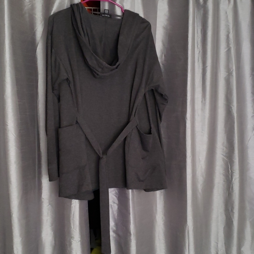 Cardigan - Picture 2 of 2